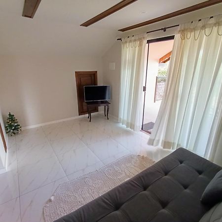 Casa Aconchego 345 Ao Lado Alles Park 波梅罗迪 外观 照片