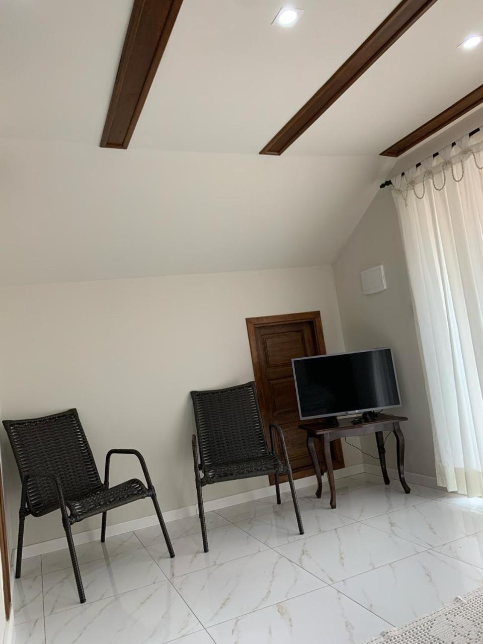 Casa Aconchego 345 Ao Lado Alles Park 波梅罗迪 外观 照片